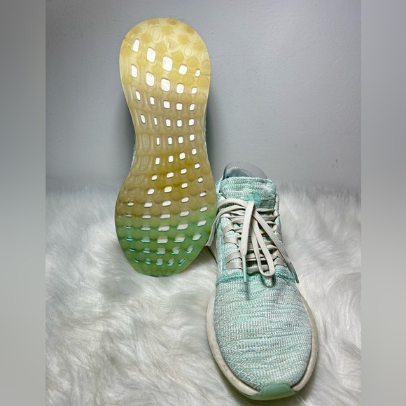 Adidas PureBoost Go Running Shoes Boost Green White Sneaker Size 9 - Picture 9 of 10